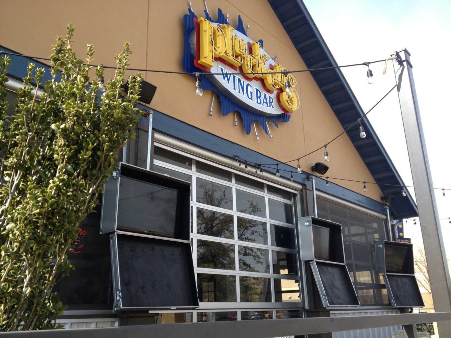 Many sports bars and restaurants in the area will be hosting super bowl watching parties. Pluckers, located in the Village of Allen, will have 50% off all drinks.