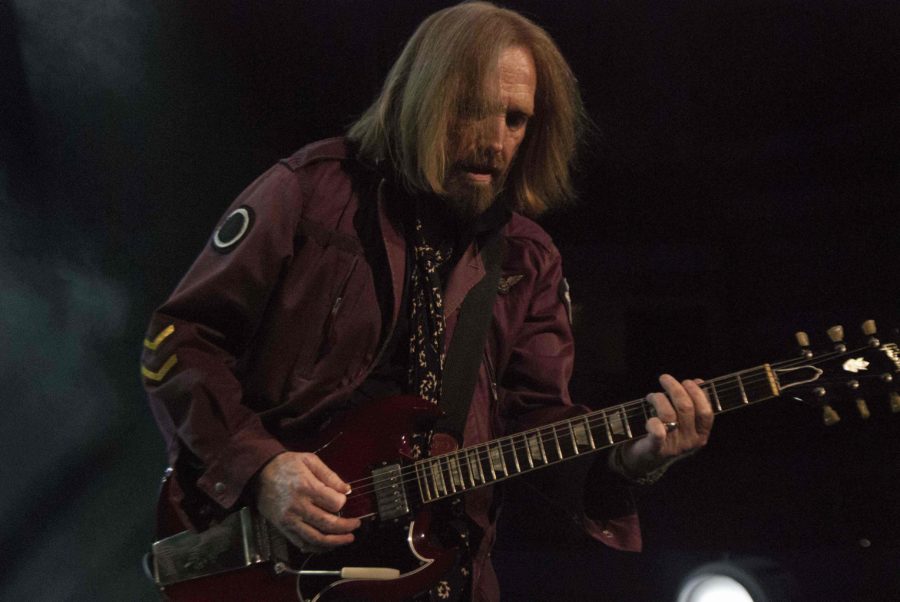 Lead vocalist Tom Petty plays at the AAC