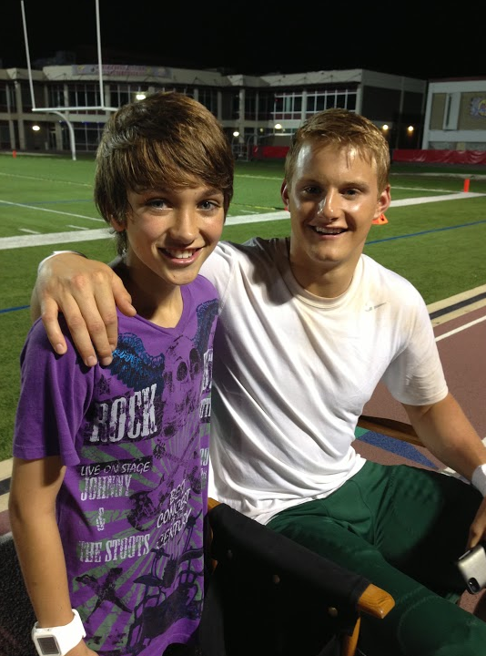 Gavin poses with actor Alexander Ludwig, who is widely know for his role as Cato in The Hunger Games.