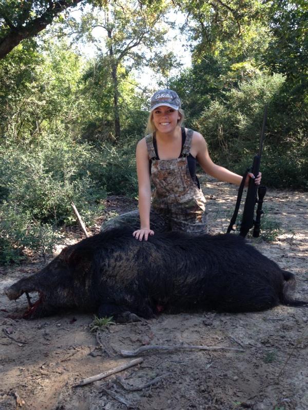 Sophomore Ellie Smith hunts ferral hogs in Avery, Texas.