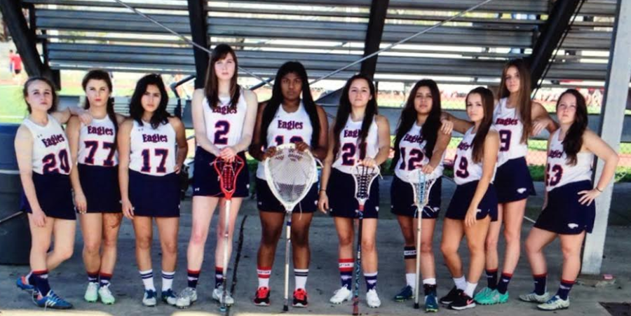 Featured in Allen lacrosses senior picture, Kaylin King and Claire Peraltla play for the Allen club team.