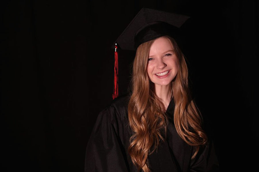 Senior+Madeline+Campbell+wants+to+savor+the+last+moments+of+her+high+school+career.