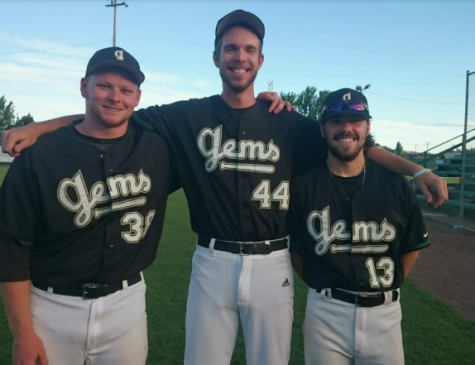 Parrott poses with teammates before the accident.