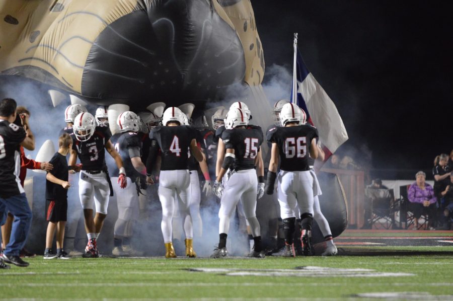 Football travels to Royse City in last game of the year