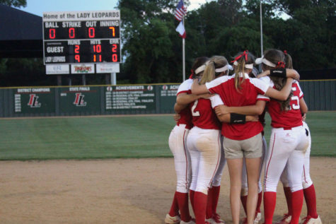 Softball to face Sulphur Springs in playoffs