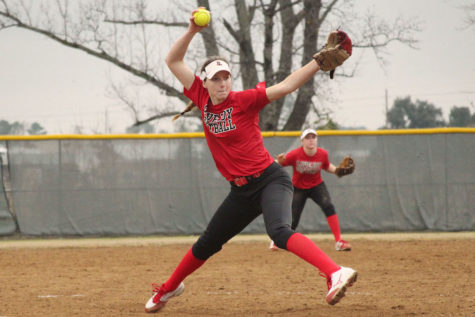 Softball clinch spot in playoffs