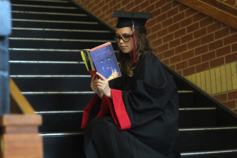 Senior goodbye: Powerful pages
