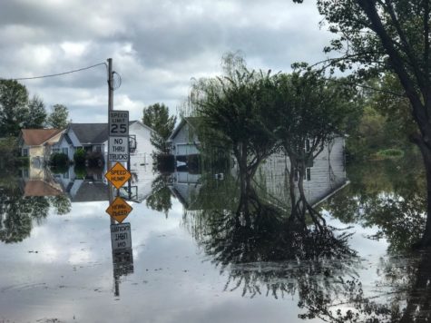 Senior class council holds donations for hurricane victims