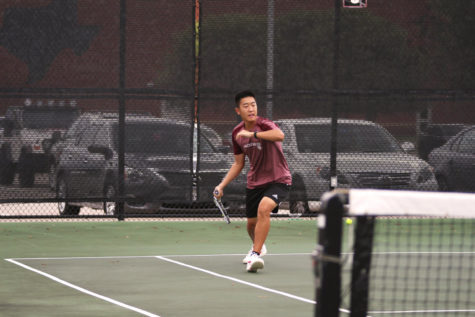 Tennis to compete in bi-district championship