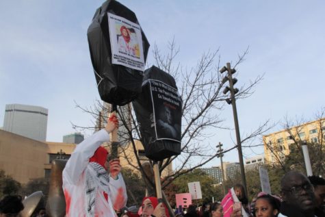 People congregate for 3rd annual Dallas Women’s March