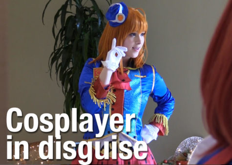 Video: Cosplayer in Disguise