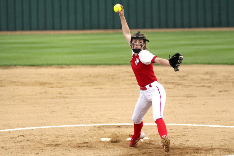 Sophomore Sydney Provence throws a pitch in Tuesdays game against Denison. 