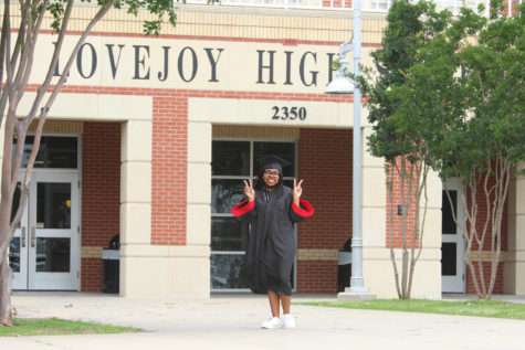 Senior goodbye: Life’s no movie