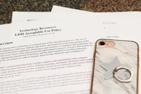 Willow Springs introduces new phone policy
