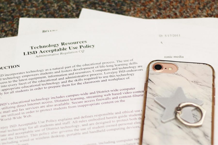 The new policy removes cell phone usage during school hours at Willow Springs. Student cell phones are permitted for students before and after school, but earbuds in class and phones during the school day, including passing periods, are prohibited.