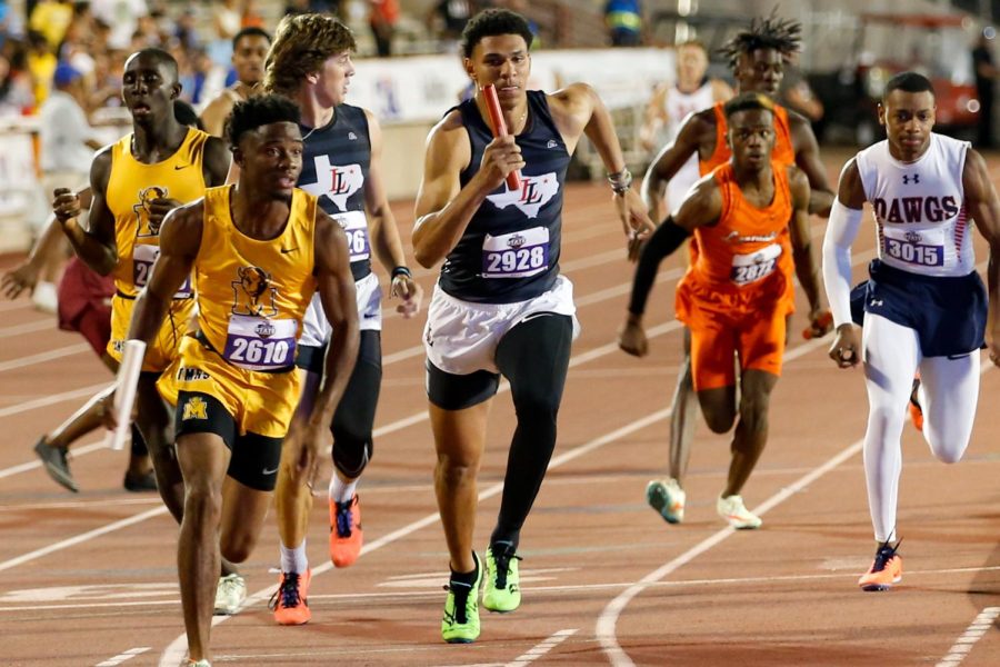 Senior Omari Murdock runs the 4x400 meter relay. The relay ran a time of 3:16.21.