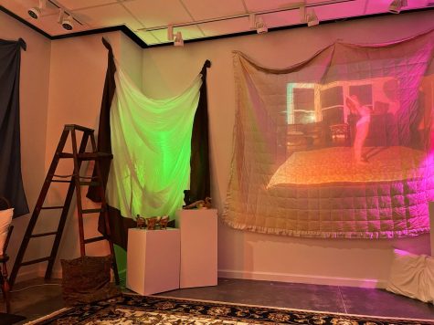 Recent graduate Abby Warren introduced her immersive art experience, “Gaze,” featuring the ideas of art, music, dance and how they intertwined in her life. This was the first time a student took over the art gallery.