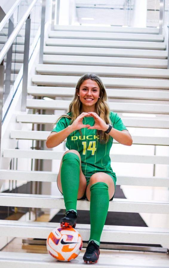 Taylor Person committed to the University of Oregon to play D1 soccer. She commited on March 16. 
