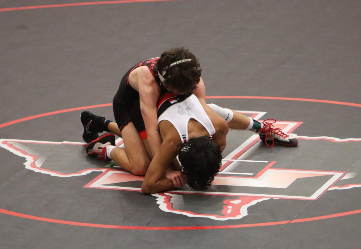 Lovejoy Wrestler breaks down his opponent. Lovejoy won the duel against Frisco Liberty.