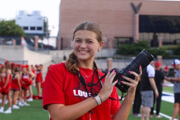 Navigation to Story: Senior Goodbye: Through a New Lens